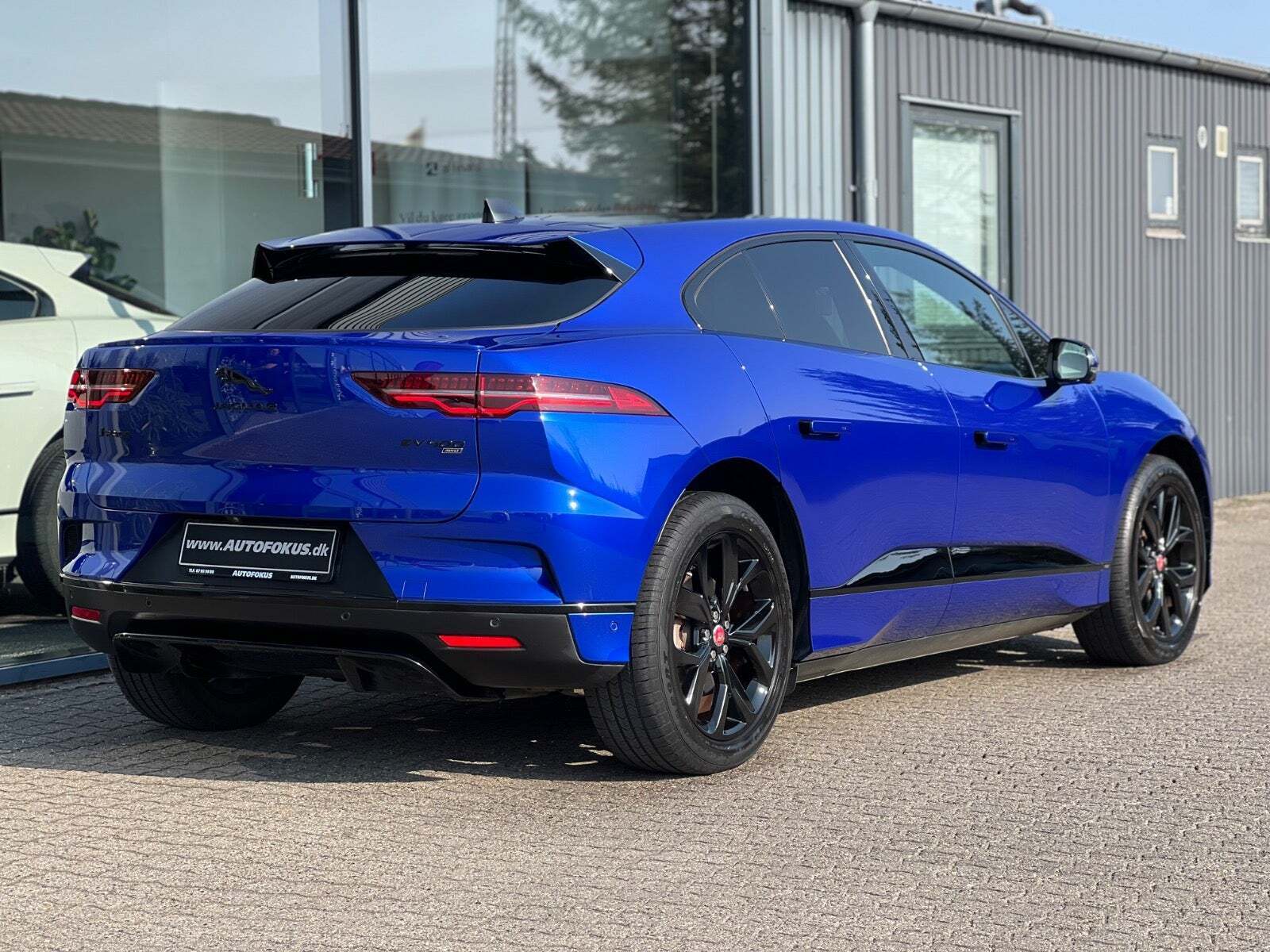 Jaguar I-Pace EV400 Black AWD