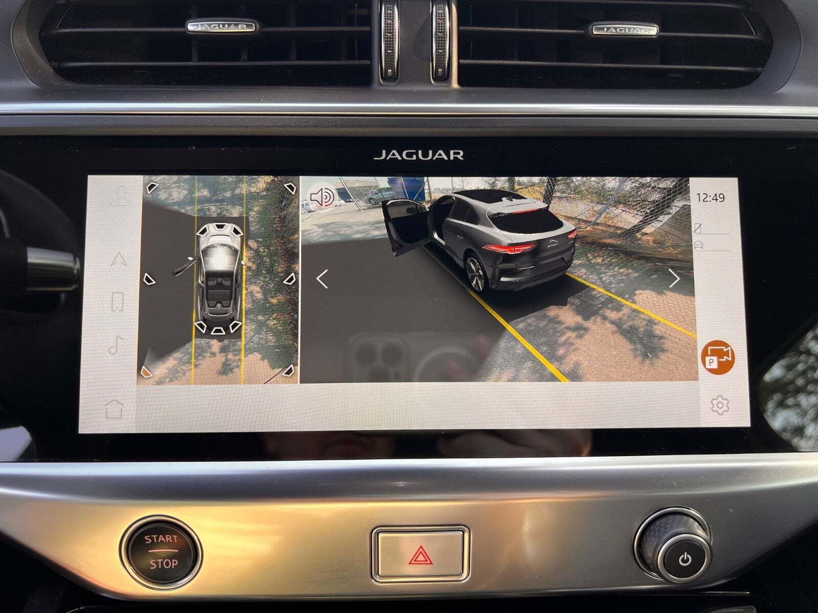 Blå Jaguar I-Pace fra 2021