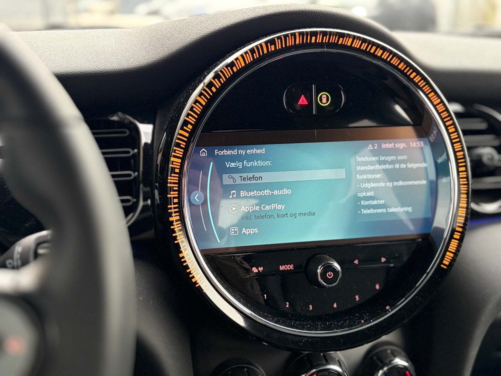 Sølv Mini Cooper SE fra 2023