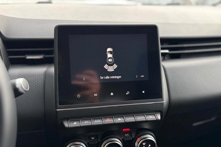 Blå Renault Clio V fra 2020