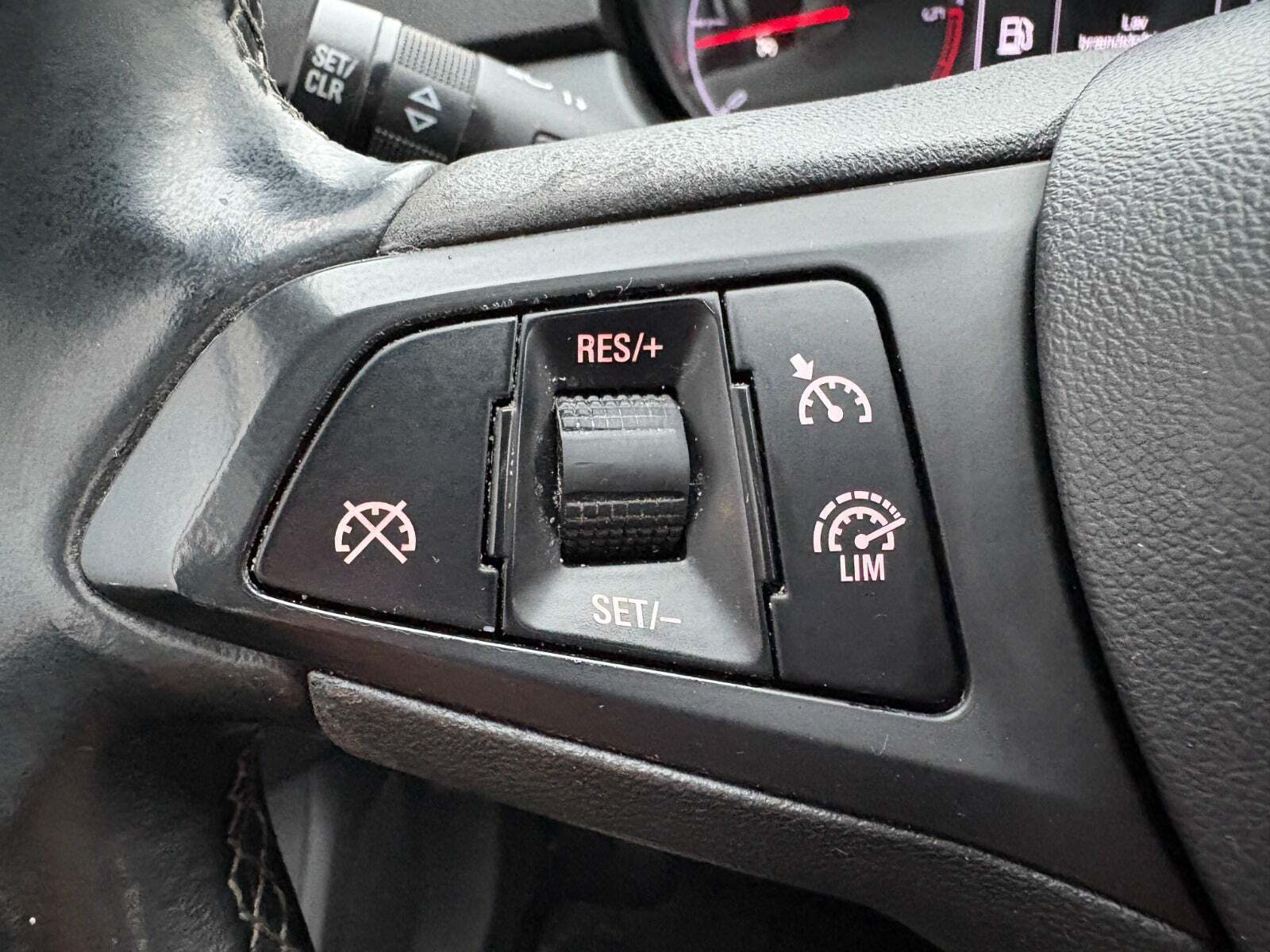 Sølv Opel Corsa fra 2016
