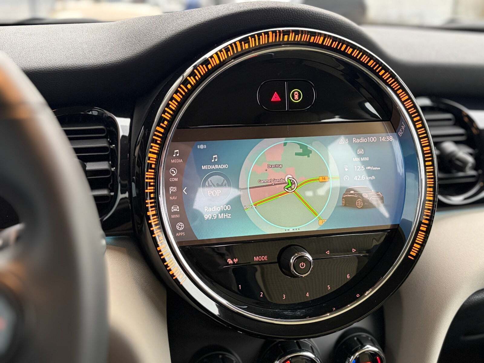 Sort Mini Cooper SE fra 2023