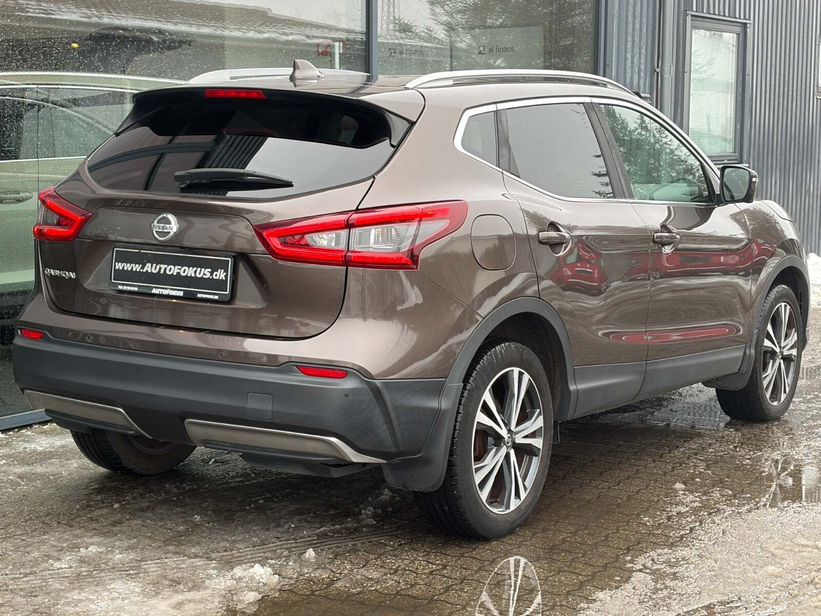 Brun Nissan Qashqai fra 2018