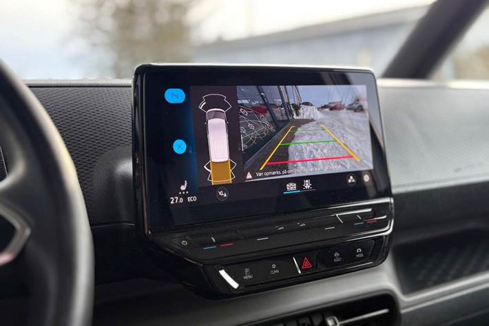 Hvid VW ID.Buzz fra 2023