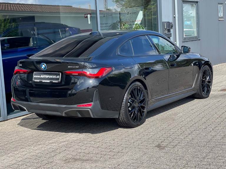 BMW i4 eDrive40