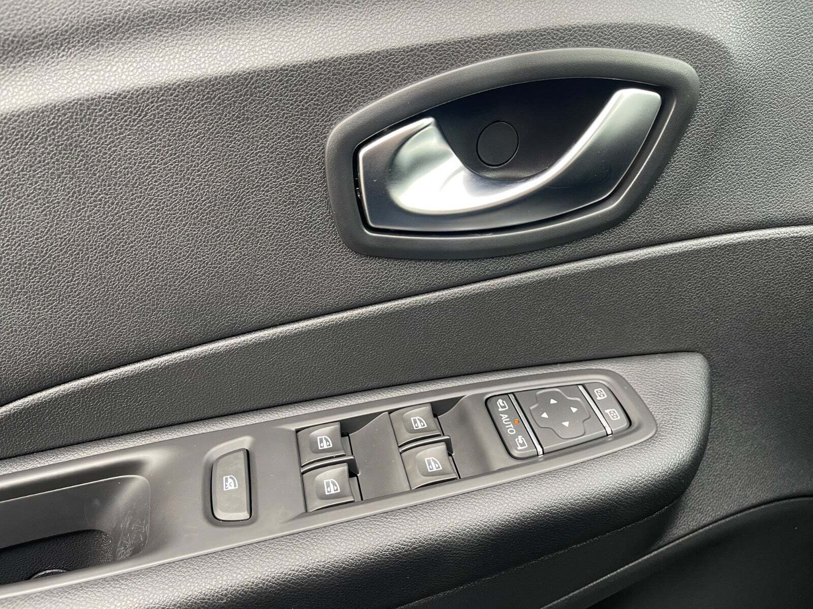 Sort Renault Captur fra 2018