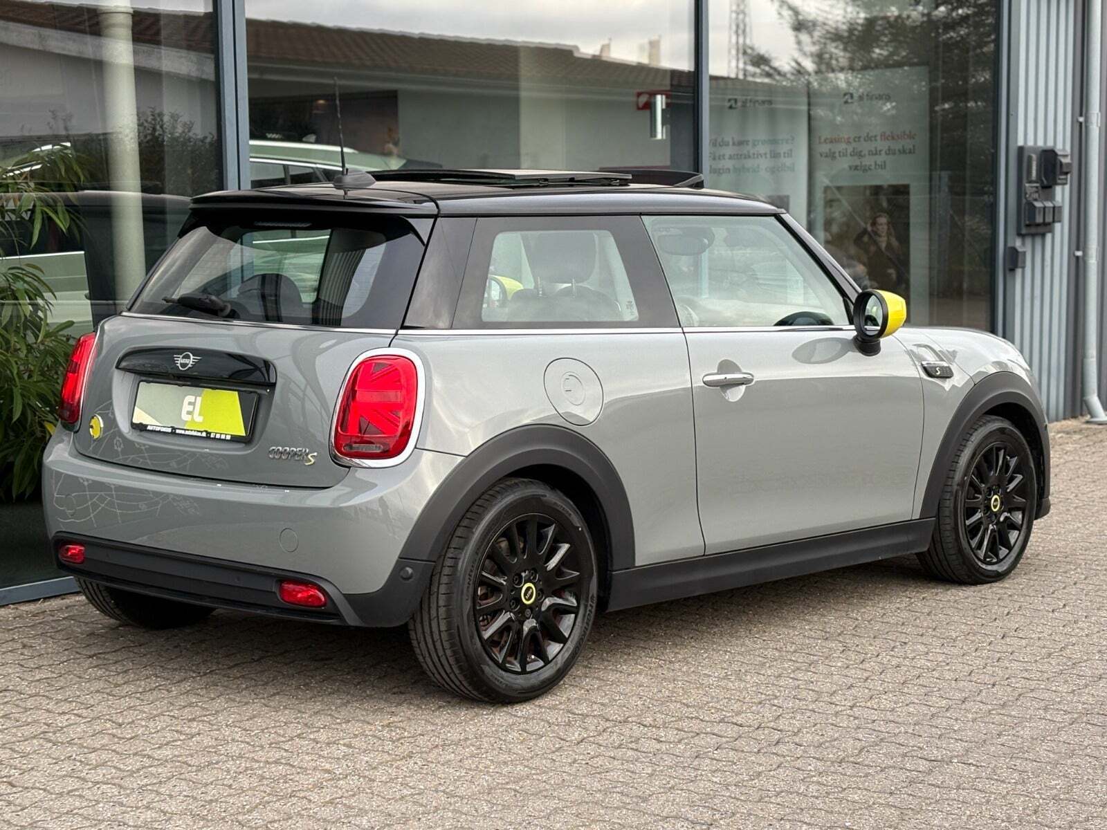 Mini Cooper SE Edition Premium Plus