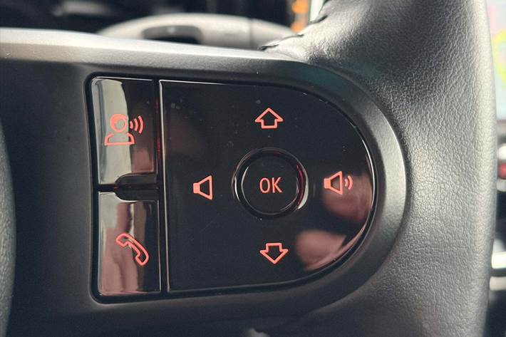 Blå Mini Cooper SE fra 2023