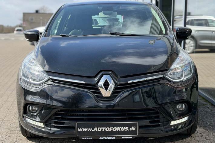 Sort Renault Clio IV fra 2018