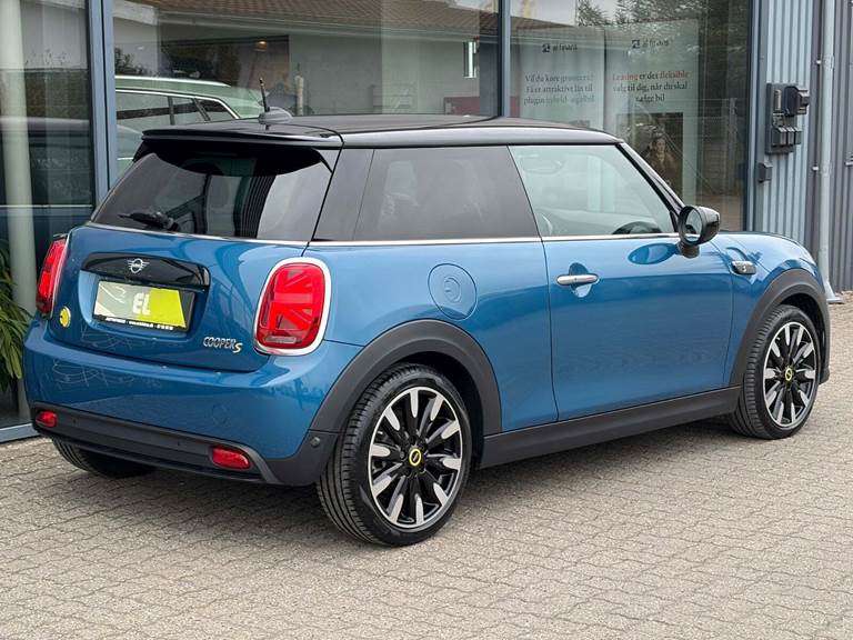 Mini Cooper SE Essential