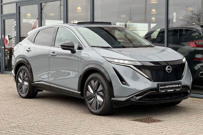 Grå Nissan Ariya fra 2022
