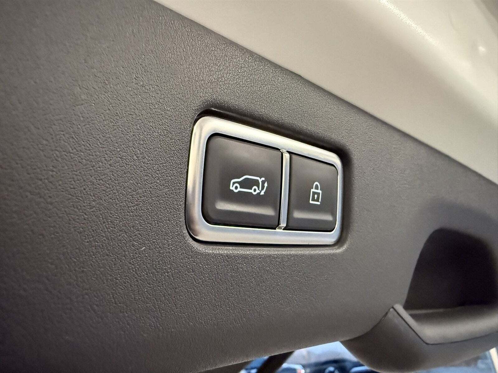 Hvid Kia EV9 fra 2025