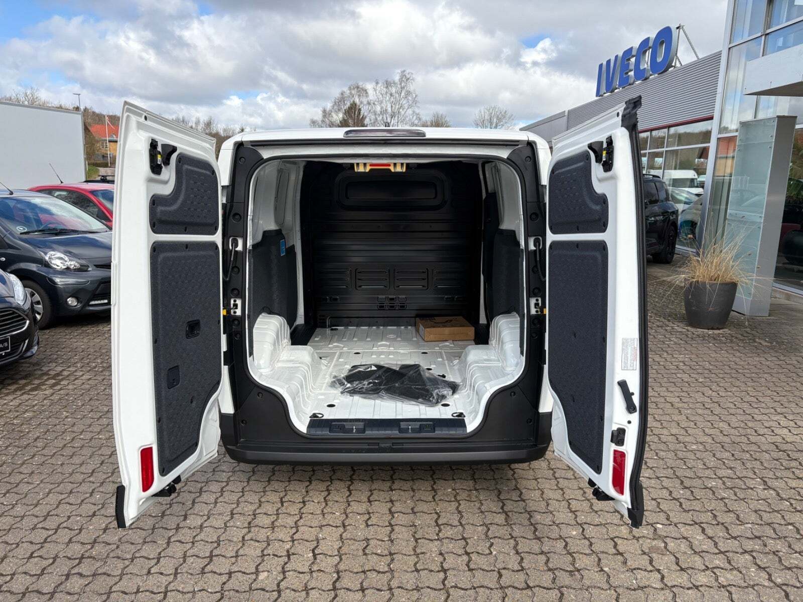 Kia PV5 71 Long Range Work