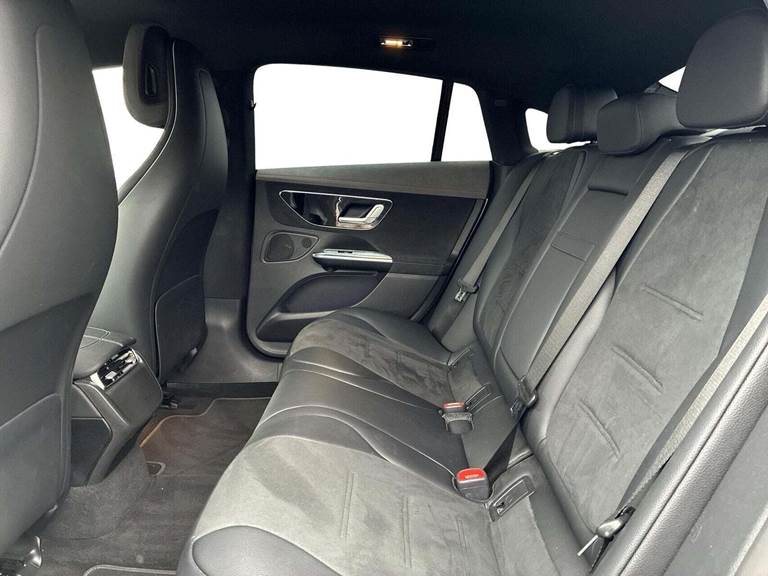 Mercedes EQE350 AMG Line