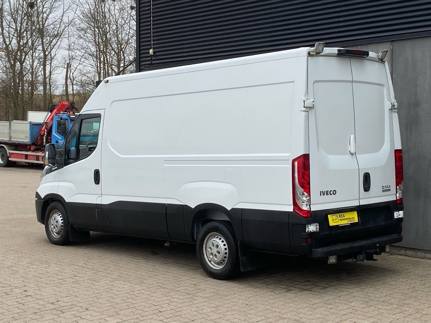 Hvid Iveco Daily fra 2016