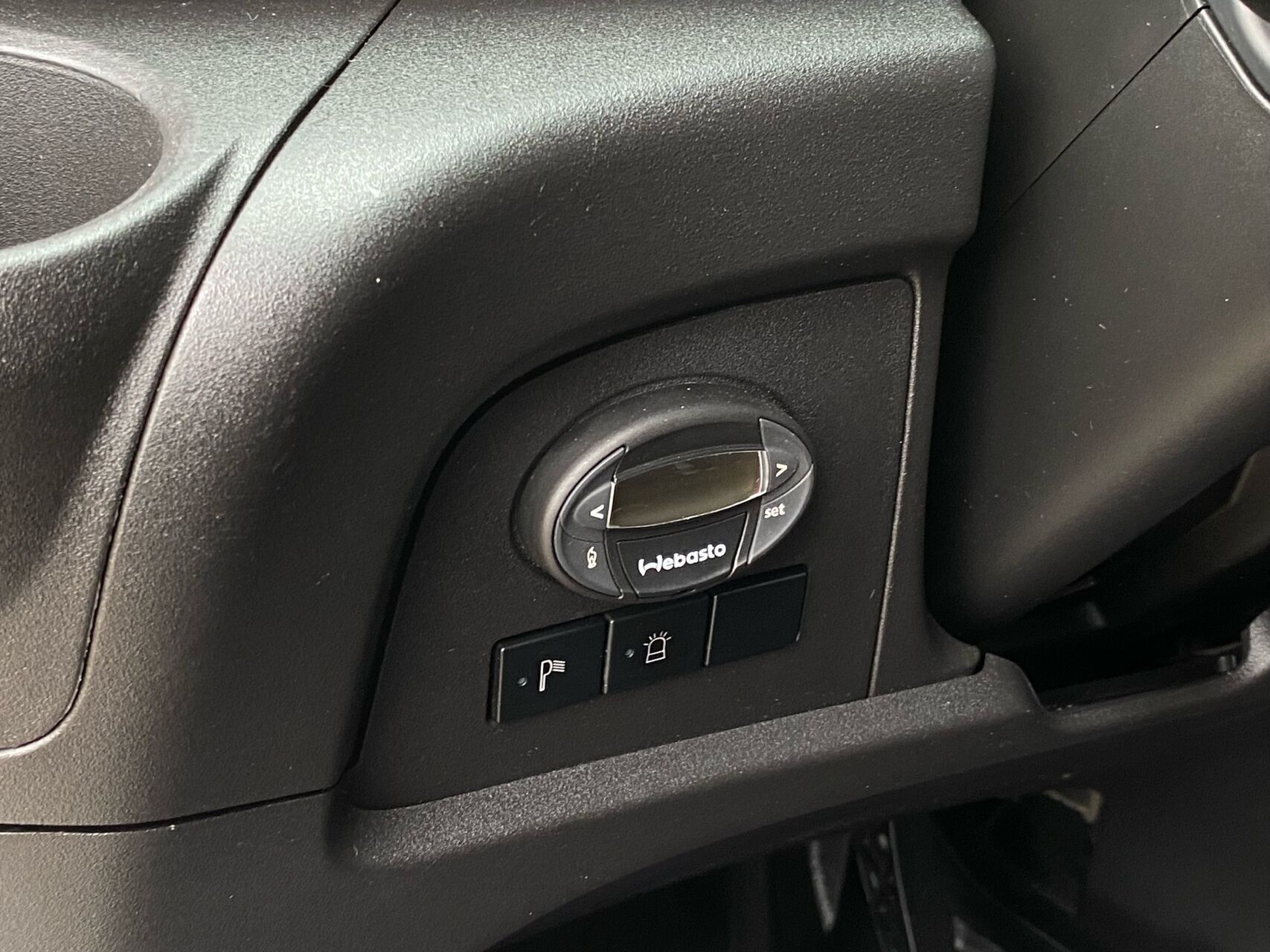 Hvid Iveco Daily fra 2016