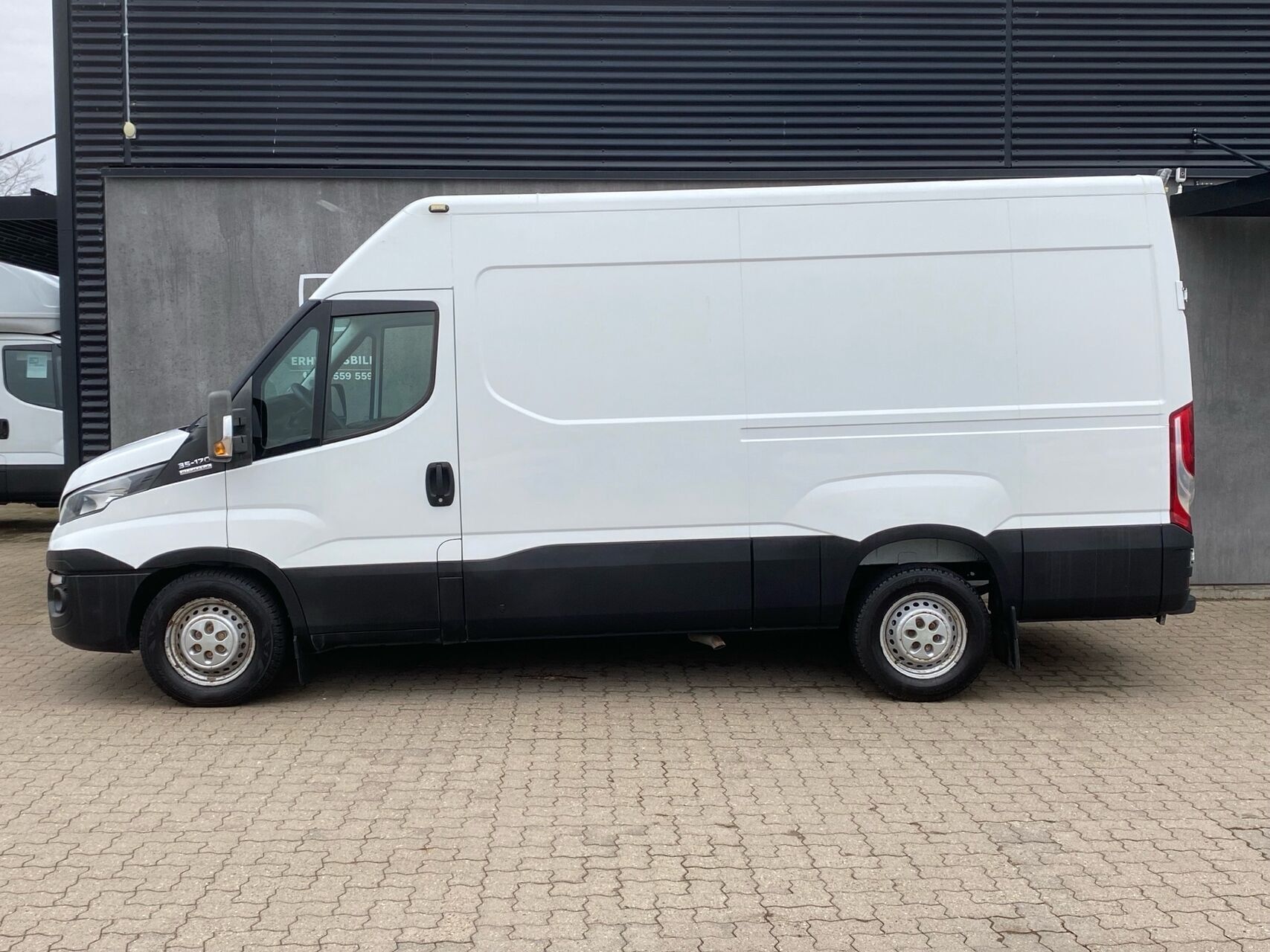 Hvid Iveco Daily fra 2016
