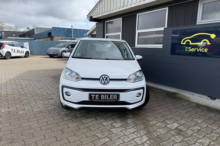 Hvid VW up fra 2017 set udefra