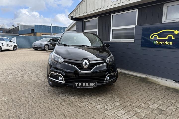 Sort Renault Captur fra 2016