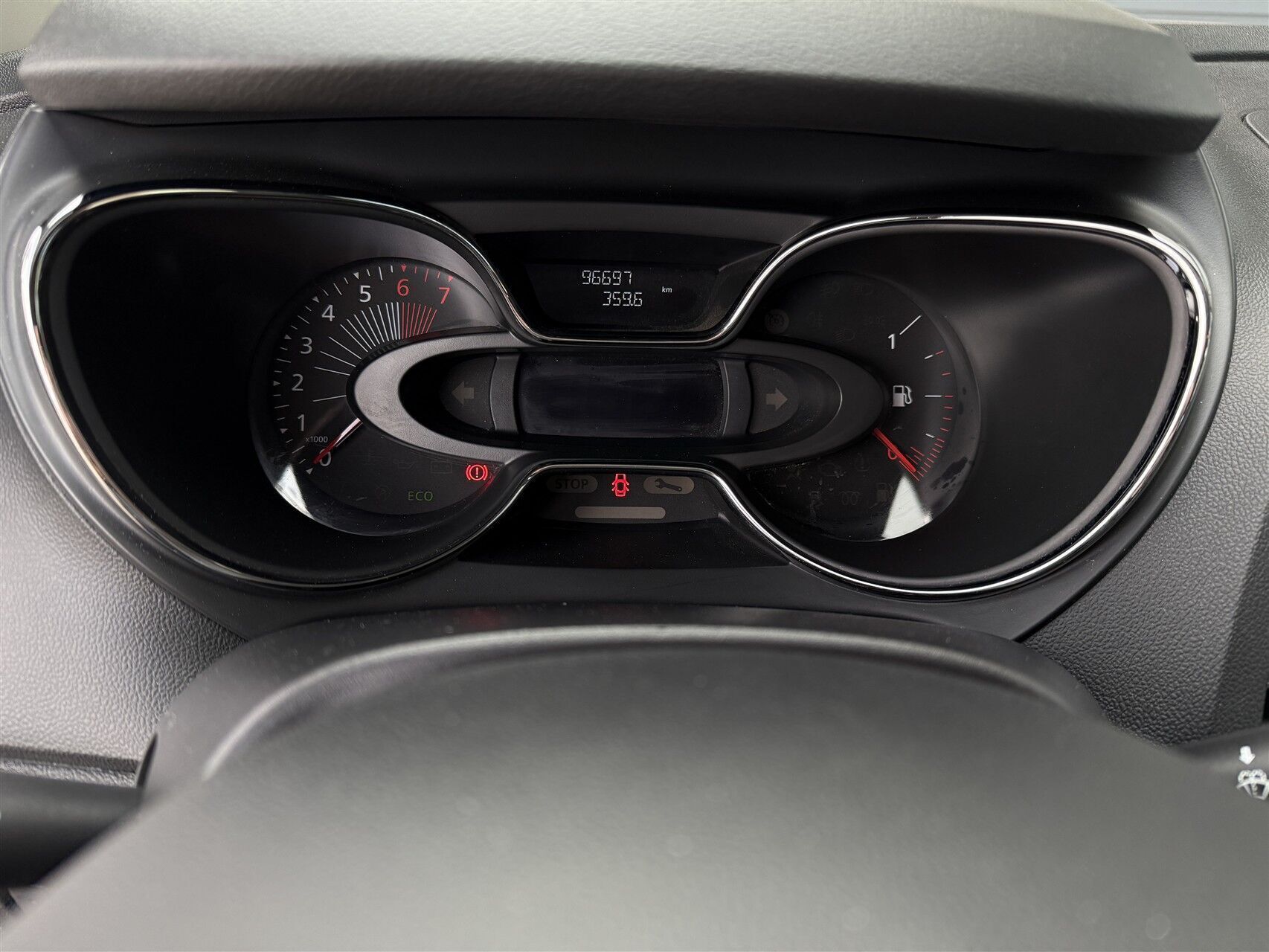 Sort Renault Captur fra 2016