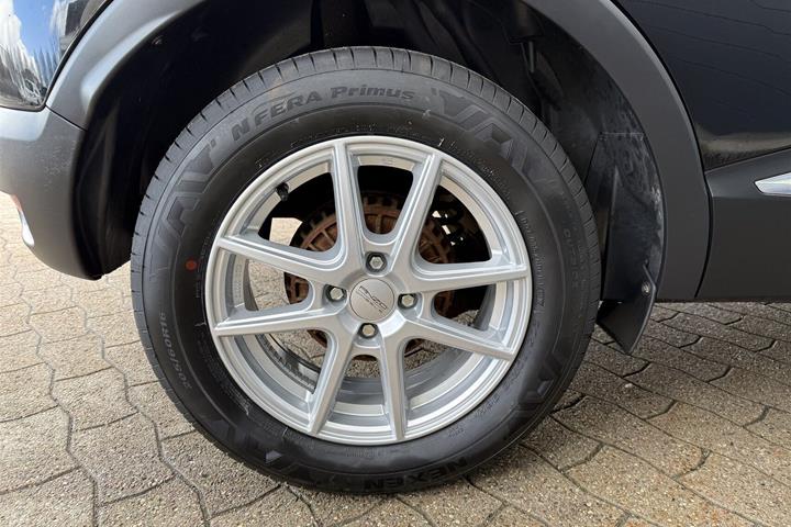 Sort Renault Captur fra 2016