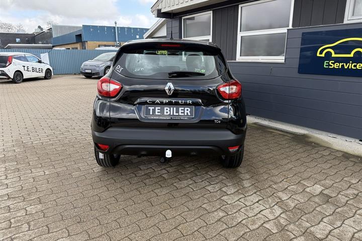 Sort Renault Captur fra 2016