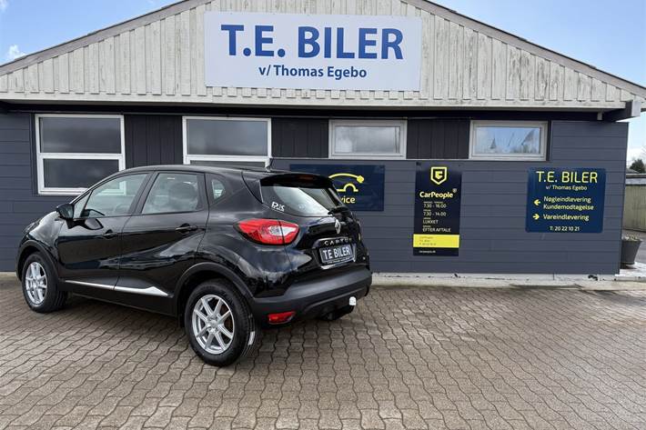 Sort Renault Captur fra 2016