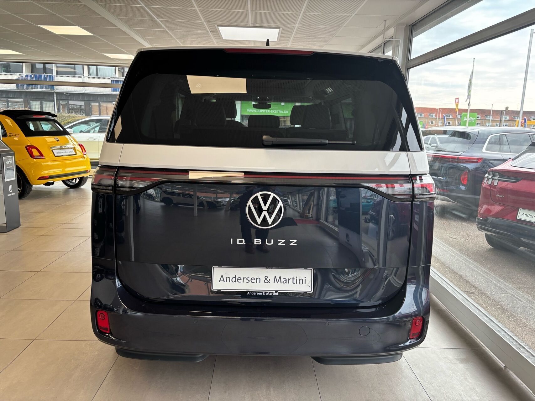 VW ID.Buzz Lang EL Pro 7 pers. 286HK Aut.