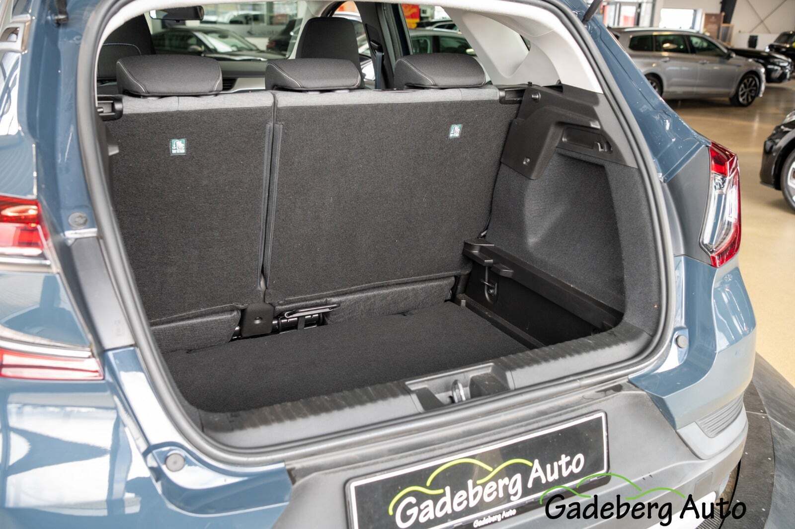 Blå Renault Captur fra 2020