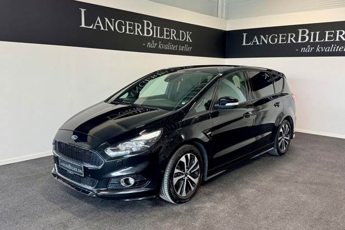 Sort Ford S-MAX fra 2019 set udefra