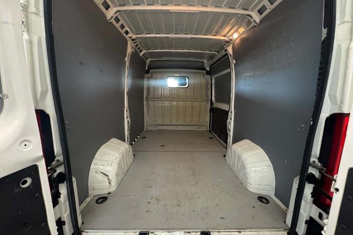 Hvid Citroën Jumper 35+ fra 2021