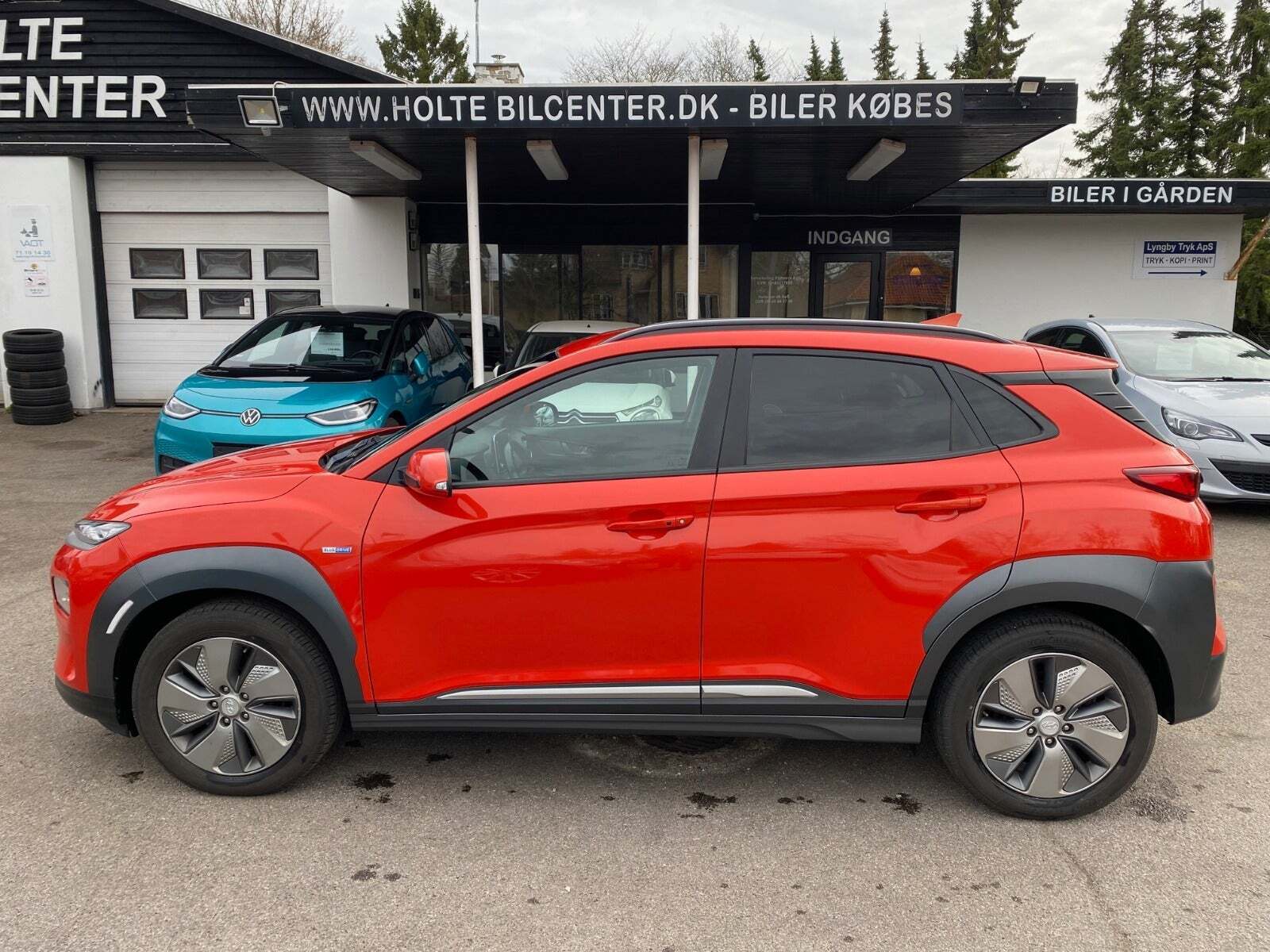 Orange Hyundai Kona fra 2018