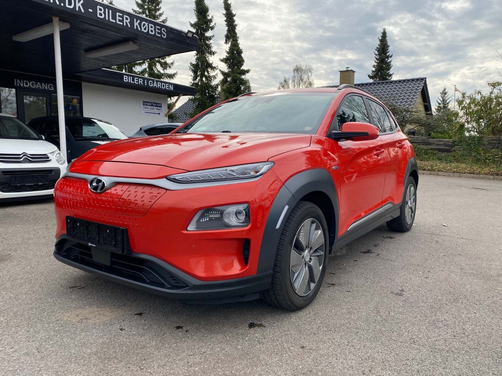 Orange Hyundai Kona fra 2018