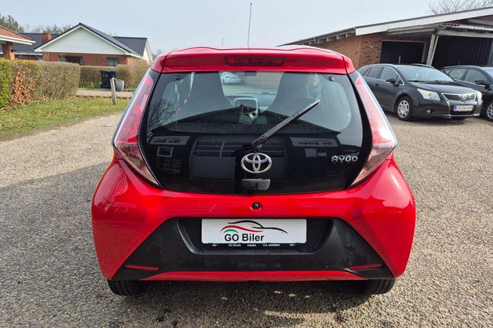 Grøn Toyota Aygo fra 2014