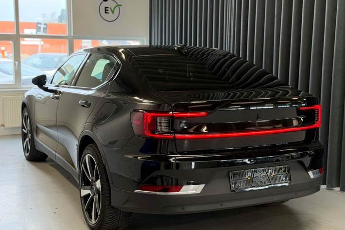 Sort Polestar 2 fra 2021