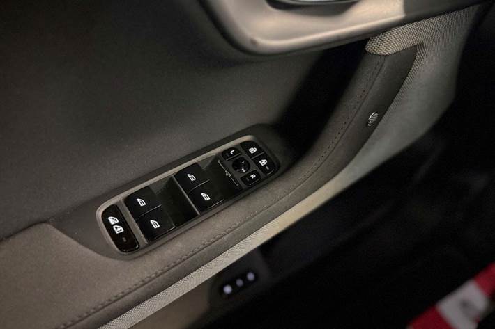 Sort Polestar 2 fra 2021