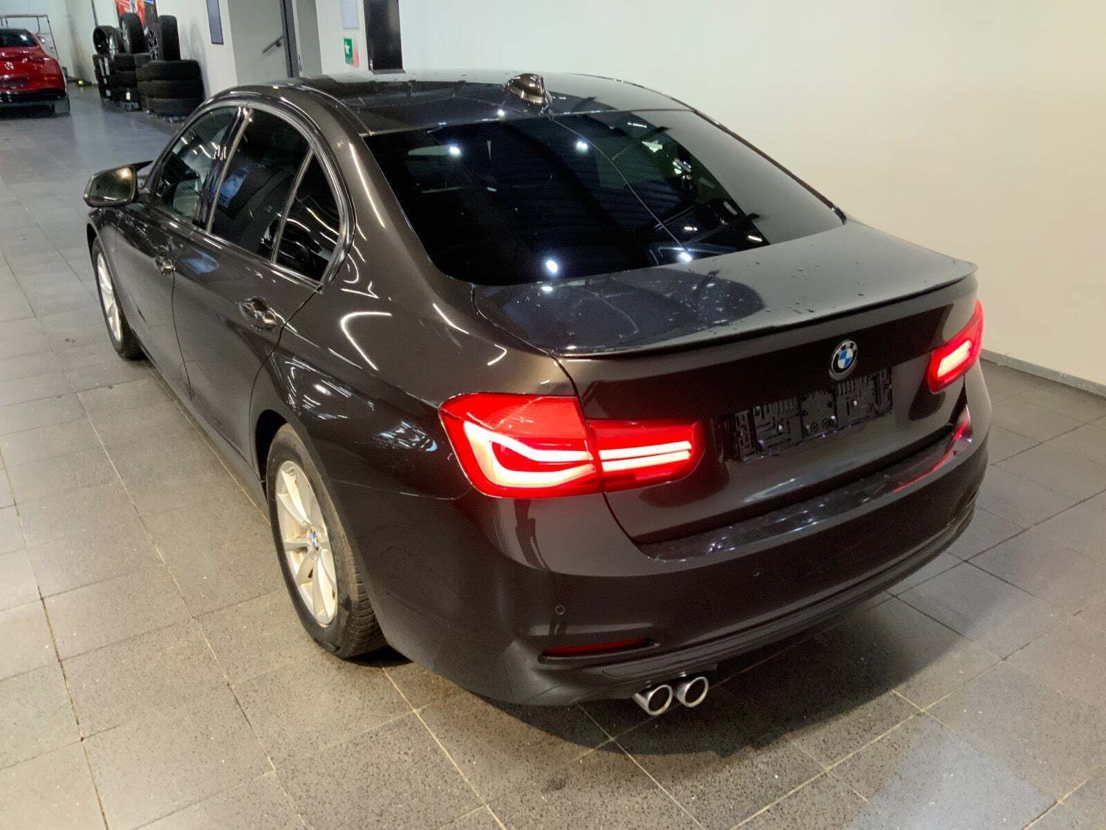 BMW 320d 2,0 Luxury Line aut. ED