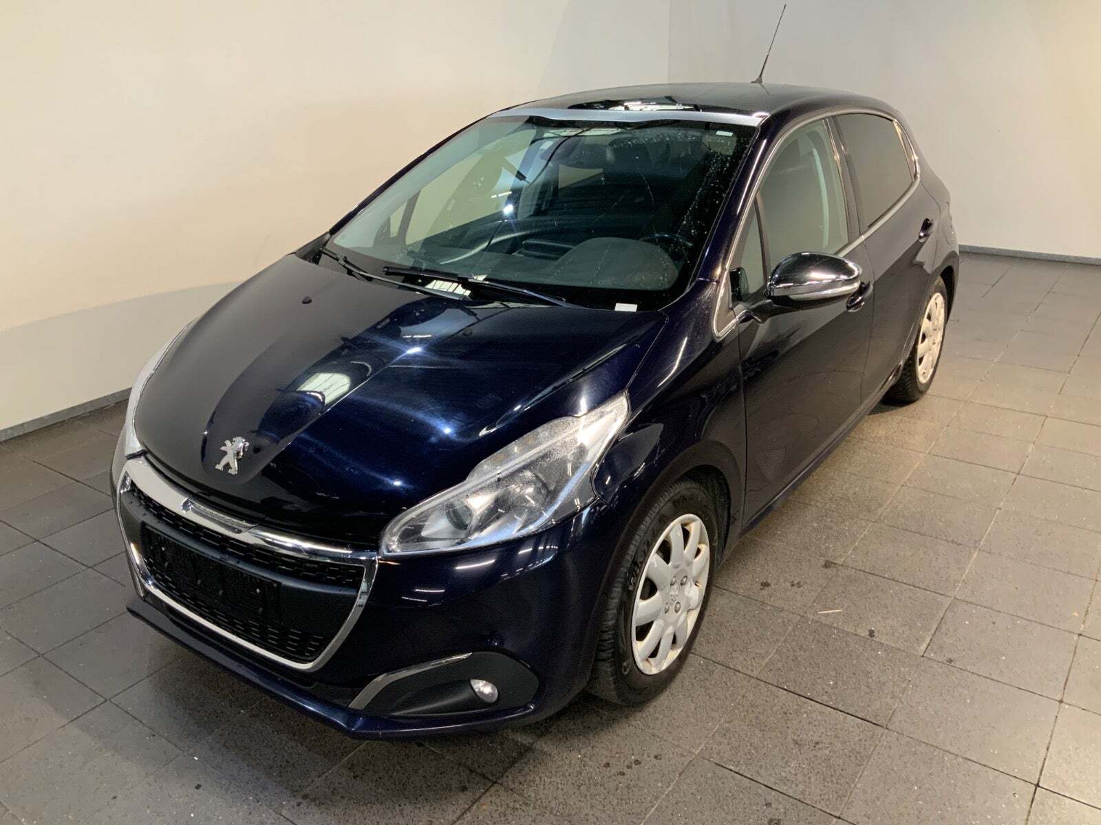 Peugeot 208 1,6 BlueHDi 100 Allure Sky