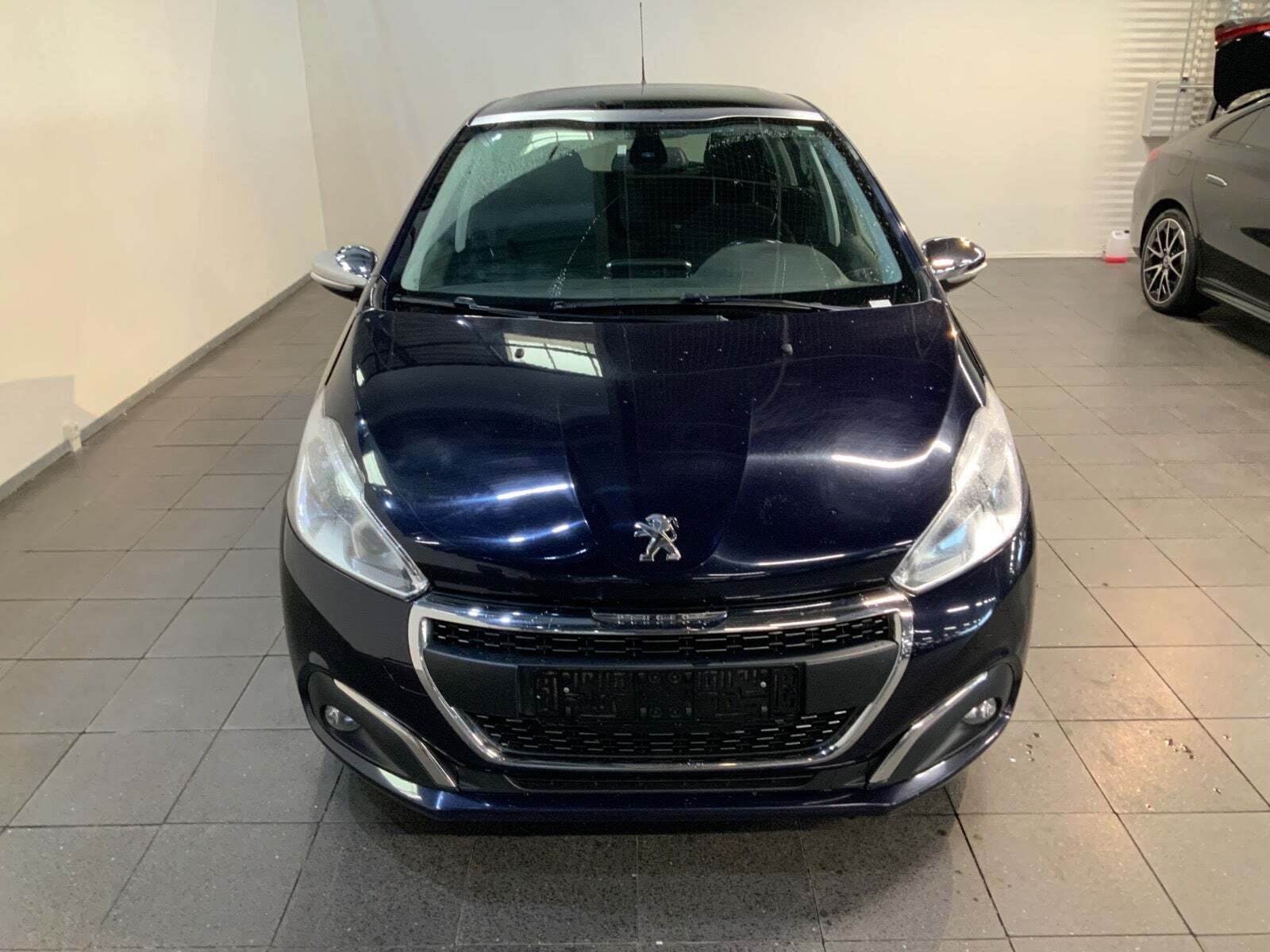 Peugeot 208 1,6 BlueHDi 100 Allure Sky
