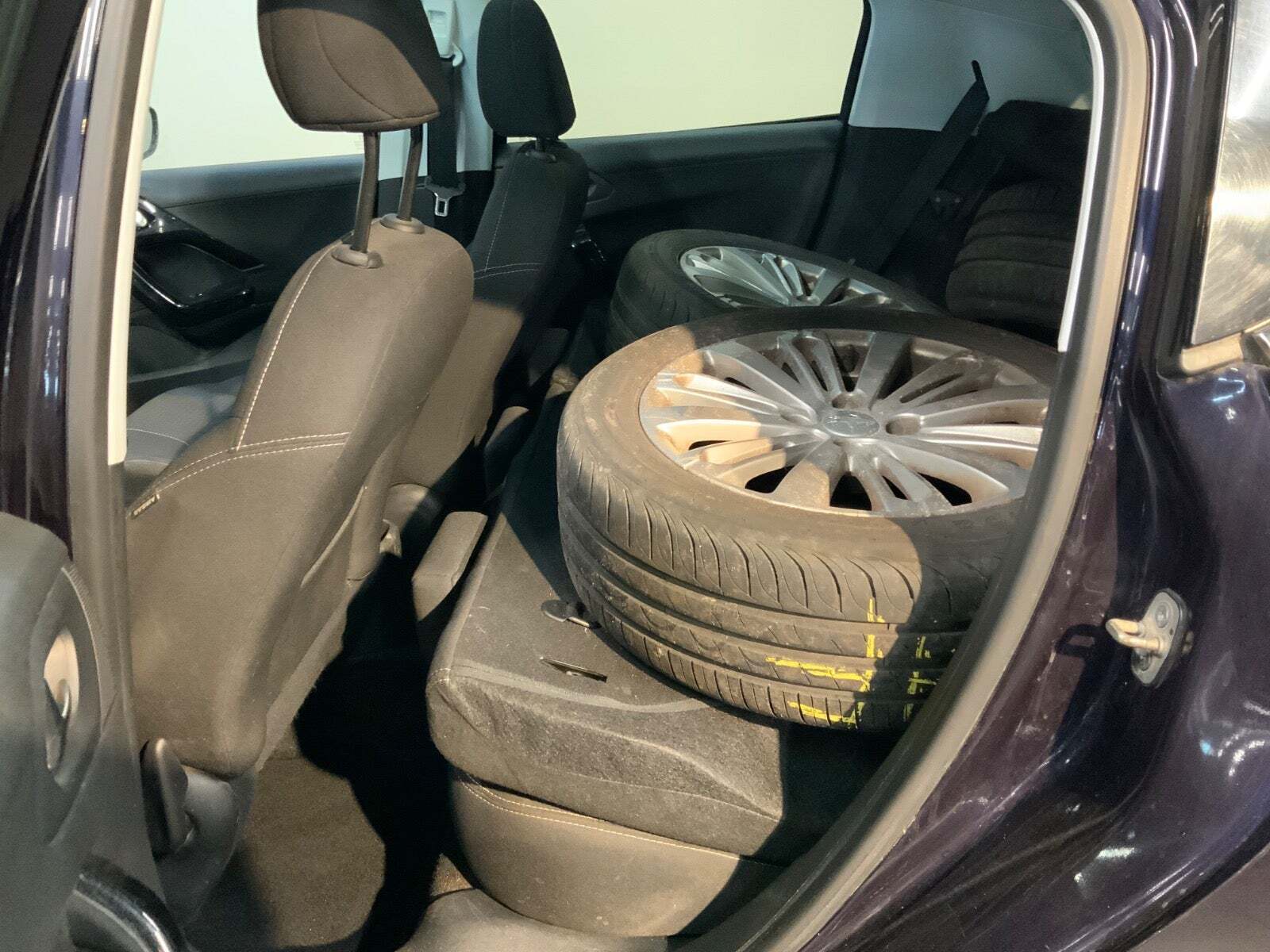 Peugeot 208 1,6 BlueHDi 100 Allure Sky