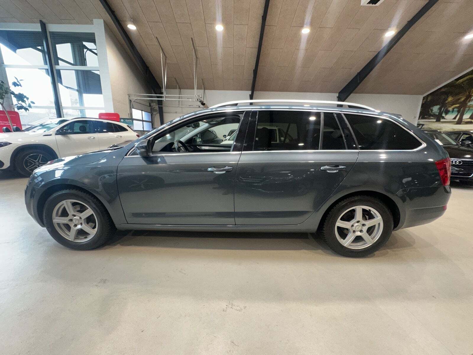 Skoda Octavia 1,6 TDi 110 Style Combi DSG