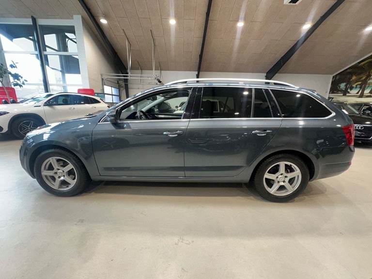 Skoda Octavia 1,6 TDi 110 Style Combi DSG