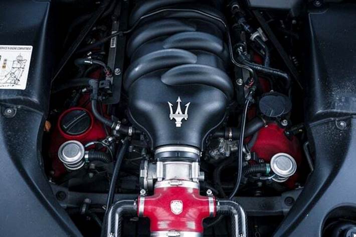 undefined Maserati GranCabrio fra 2013