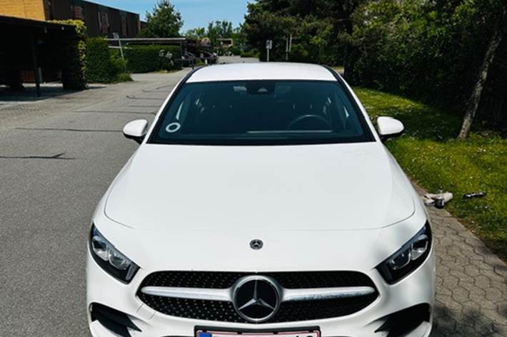 Hvid Mercedes A250 e fra 2021