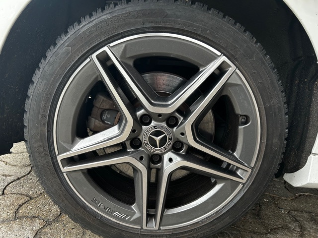 Hvid Mercedes A250 e fra 2021