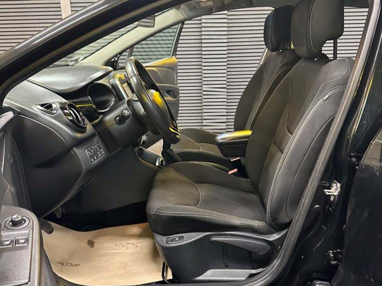 Renault Clio IV 0,9 TCe 90 Dynamique Sport Tourer