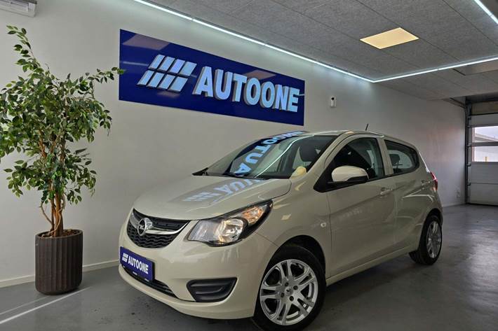 Beige Opel Karl fra 2017