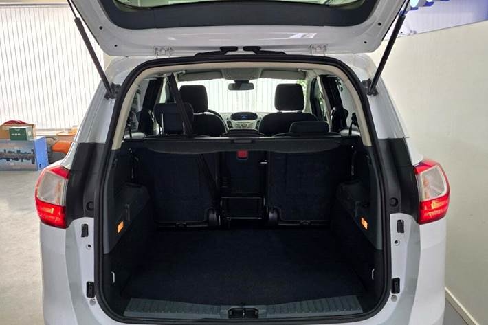 Hvid Ford Grand C-Max fra 2013