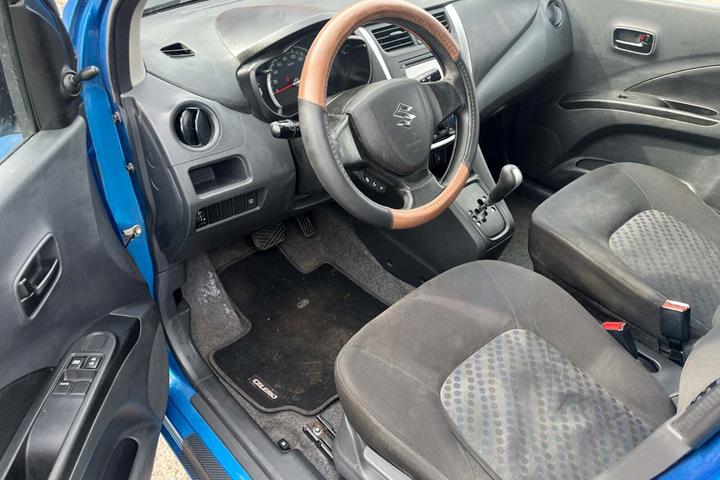Blå Suzuki Celerio fra 2015