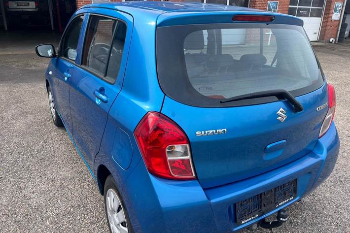 Blå Suzuki Celerio fra 2015